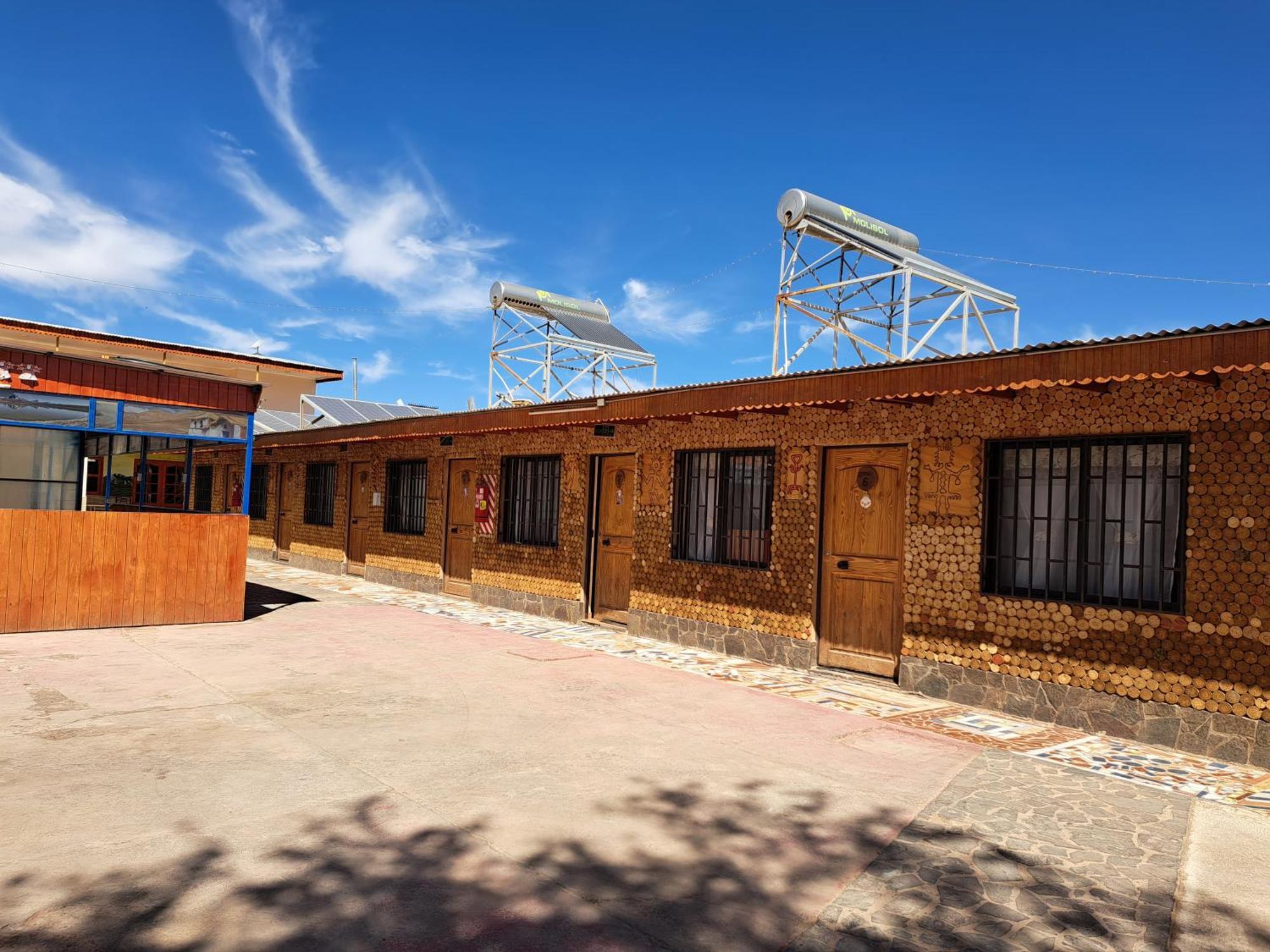 Hostal El Amigo Lucho San Pedro De Atacama Extérieur photo